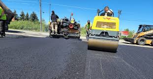 Best Recycled Asphalt Driveway Installation  in Evart, MI